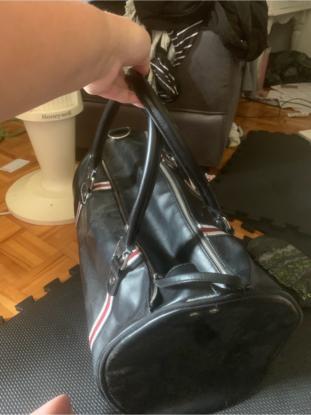 Ben Sherman Black Tote with Red and White Stripe Webbing - Picture 4 of 6